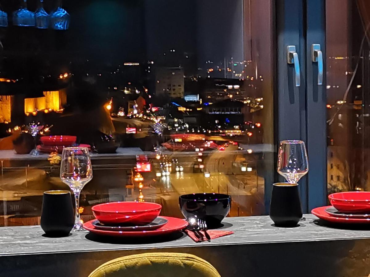 Smart Luxury Penthouse Suites - Private Sauna, Hot-Tub, Home Cinema At The Best Location In 斯科普里 外观 照片
