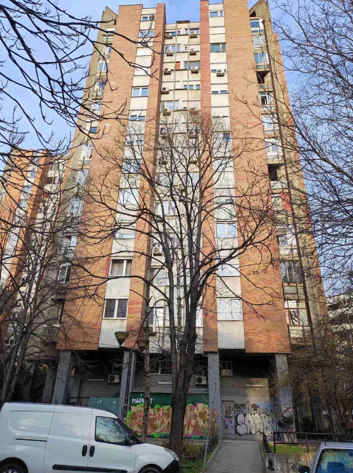 Smart Luxury Penthouse Suites - Private Sauna, Hot-Tub, Home Cinema At The Best Location In 斯科普里 外观 照片